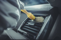  Car exterior and interior cleaning/shampooing