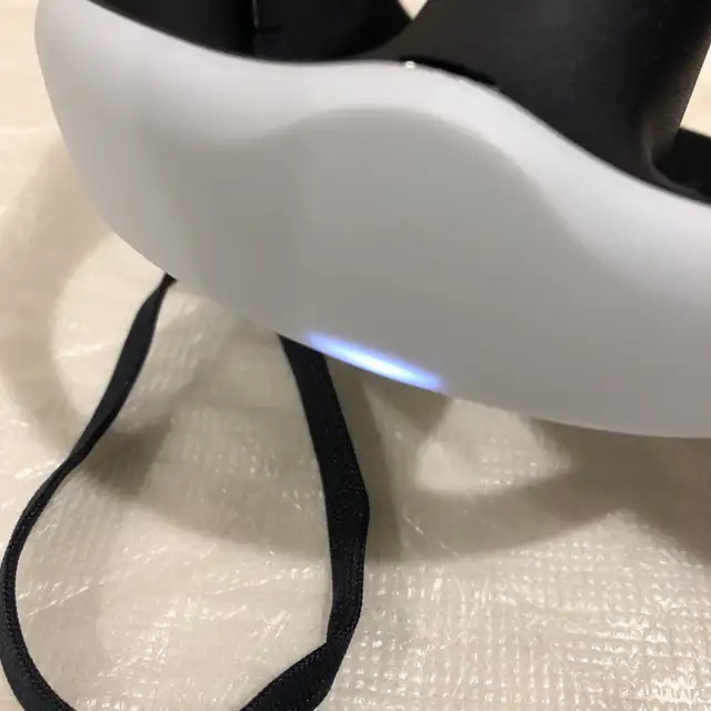 Sony PlayStation PS5 PS VR2 Right Sense Controller with Strap in Sony Playstation 5 in Ottawa - Image 6