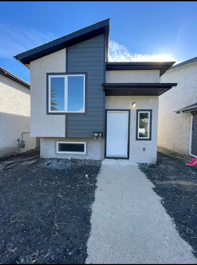 2 Beds , 1 Bath house