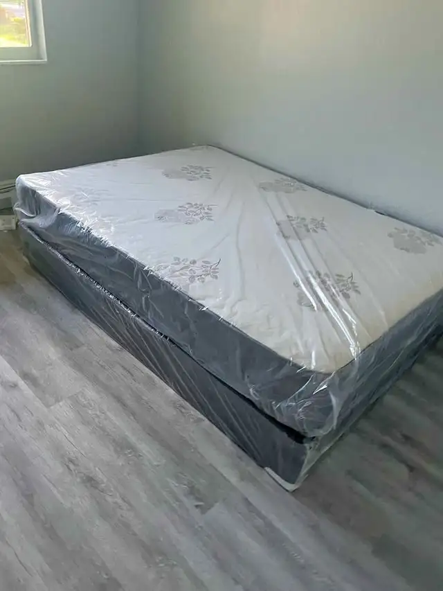 Matelas simple in Beds & Mattresses in Longueuil / South Shore - Image 8
