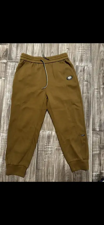 Men’s Medium Track Pants