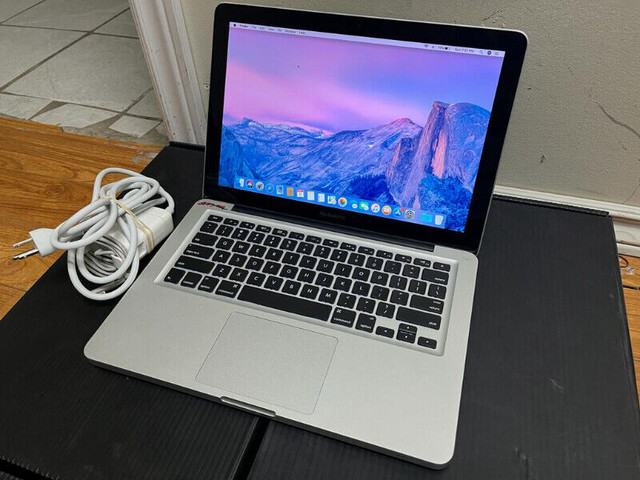 MacBook Pro 13 inch Intel Core i5 Camera 8 gb Ram 500 gb Storage in Laptops in Mississauga / Peel Region
