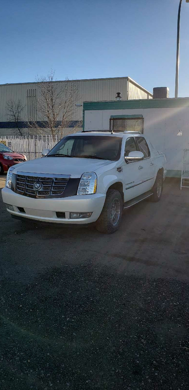 Cadillac ext in Cars & Trucks in Saskatoon