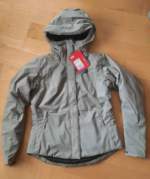 Helly Hansen Nora Insulated Ski Jacket XS New Women s Tops Outerwear Calgary Kijiji Classifieds