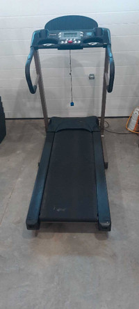 Beautiful FreeSpirit Treadmill (Delivery Included!!)