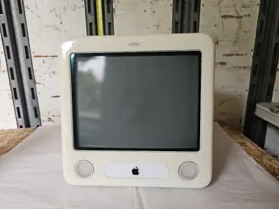 Apple eMac, View more