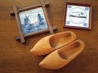 Dutch tiles / wooden shoes (klompen)