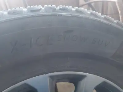 18 inch winter tires very good condition im asking 1000 hundred call Dave or text at 519 697 8935