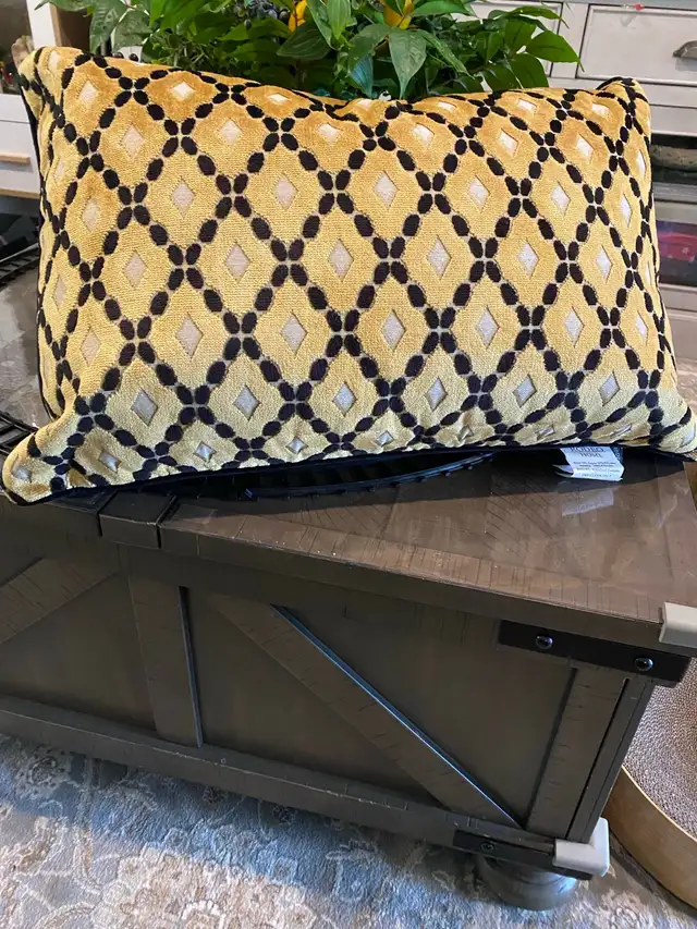 Decorative pillows