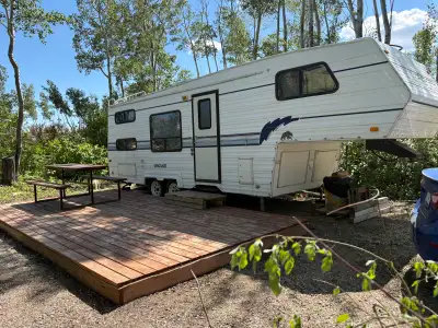 Site 76 - Deep Woods RV Campground Want to own your own lake lot? This site is a must see! Large pri...