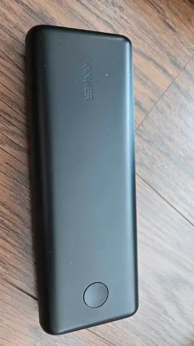 Selling anker powercore 2 20k mah power bank portable battery