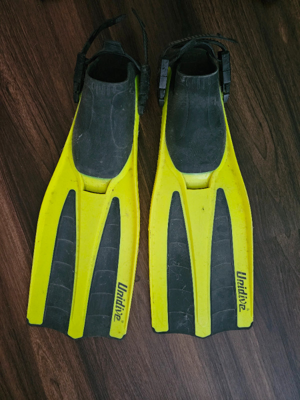 Unidive flippers $15 in Water Sports in London