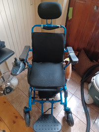 Majestic IQ-8000 Comfy Go Electric Wheelchair