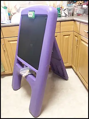 Chalk Board Easel $35 in Toys in Winnipeg - Image 3