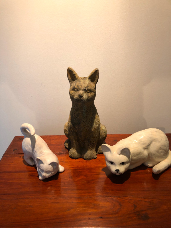 Guy de Pelteau Canadian Studio Art Pottery Signed  Kitten in Arts & Collectibles in Vancouver - Image 3