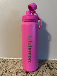 Lululemon water bottle 24oz
