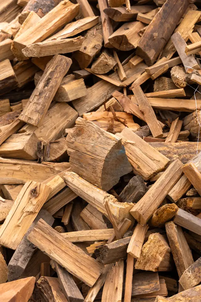 Cheap Campfire Firewood - Spruce/Pine, & Mixed Wood63006661849345121
