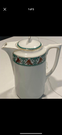 Vintage C.T ALT WASSER gilded porcelain tea/coffee/chocolate pot