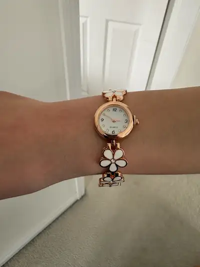Elegant Rose Gold Floral Women’s Watch (No Box), View more