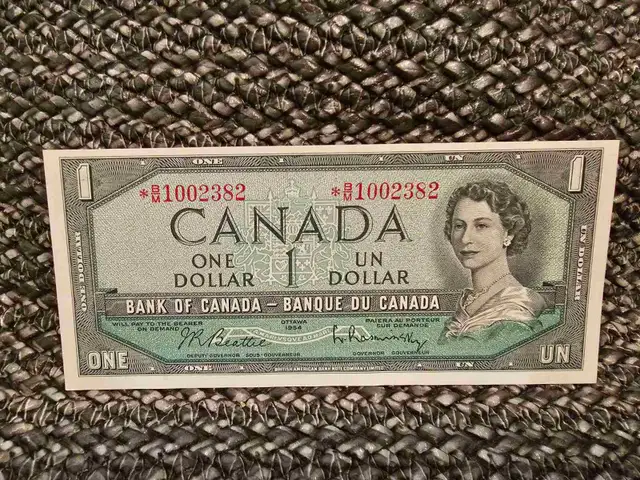 1954       Canadian $1 Replacement   Banknote in Arts & Collectibles in Mississauga / Peel Region - Image 2