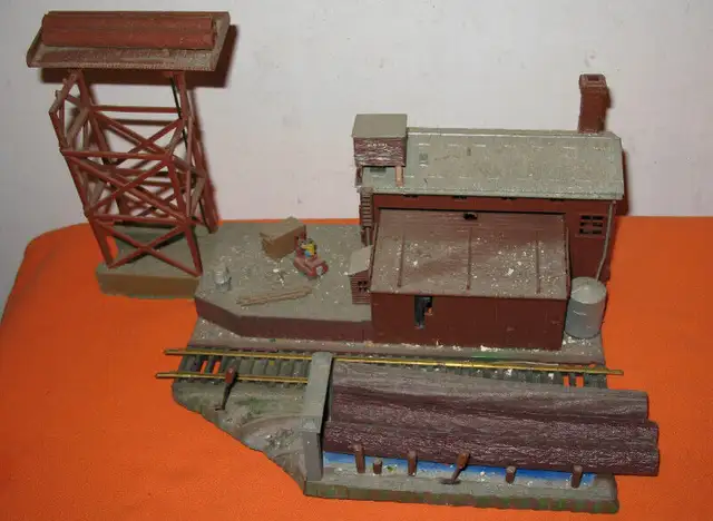 HO Scale Train  Lumber Station-Waterwheel Life Like Building in Hobbies & Crafts in Edmonton - Image 3