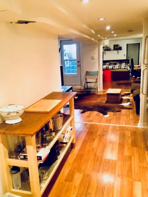 One Bedroom Apartment in Trinity Bellwoods! in Long Term Rentals in City of Toronto - Image 3