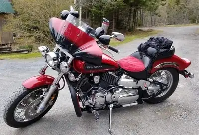 70,570 kms. 2009 VStar Custom, Jetted Carbs, loud pipes, loud stereo, with many extras. Inspected ti...