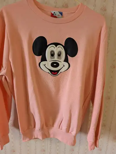 VINTAGE DISNEY SWEATSHIRT SIZE LARGE, View more