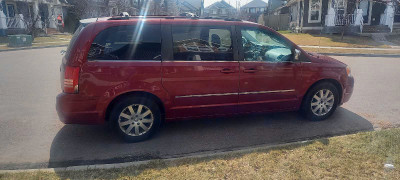 Selling my Chrysler Town and Country