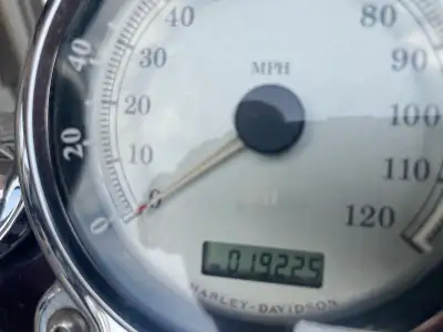 2009 dyna wide glide for sale 19000 kms