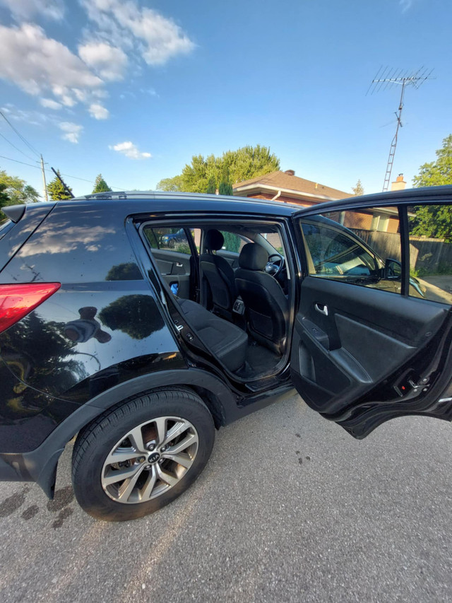 Kia Sportage 2014 in Cars & Trucks in Oakville / Halton Region - Image 4