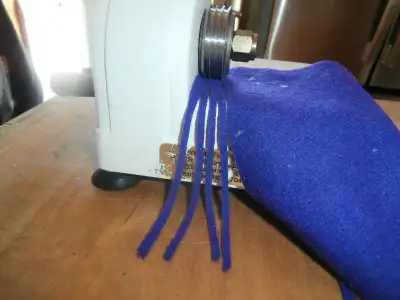 For sale a 2002 White Bliss Rug Hooking Cutter with #4 blade . The cutter has been taken apart and c...