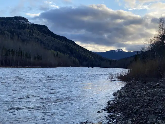 Yukon Off Grid Property  in Land for Sale in Whitehorse - Image 2