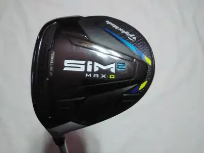 Left handed, regular flex, standard length, 16 degrees loft. Mint condition.