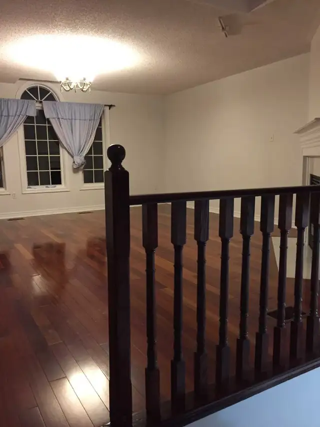 Spacious room in house for rent in Mississauga available in May
