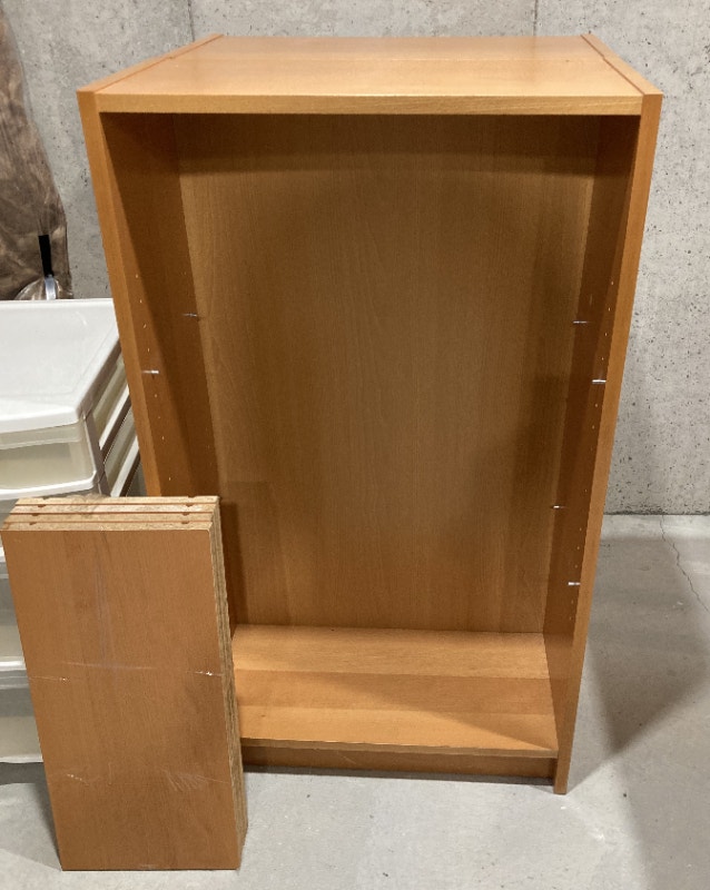 2 Billy Bookshelves pending pickup Free Stuff Mississauga / Peel