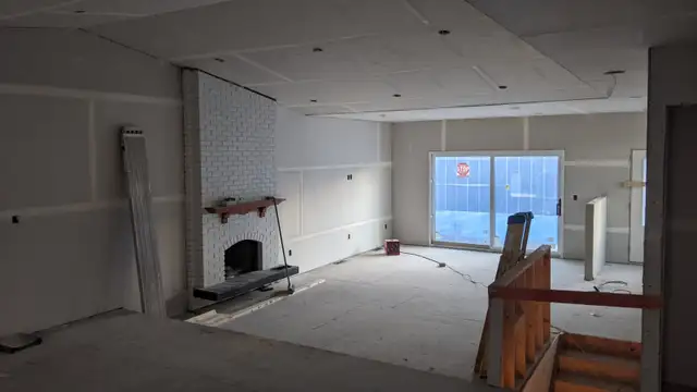 Carpenters apprentice/ helper in Construction & Trades in Calgary - Image 2