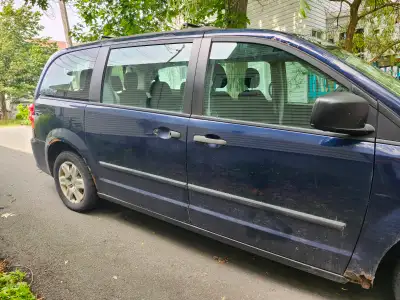 288,400 km. Runs well. Known issues: Expired MVI Brakes need attention Rust along the bottom of the...