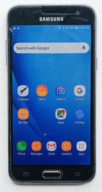 Unlocked Galaxy J3 Cellphone in perfect condition!