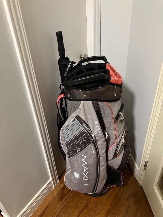 Sac de golf pour femme de marque MaxFli dans Golf  à Ville de Québec - Image 3
