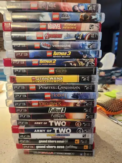 Plusieurs jeux à vendre. Peux faire des prix de gros. - Super car Challenge - 5$ - Grand theft auto...