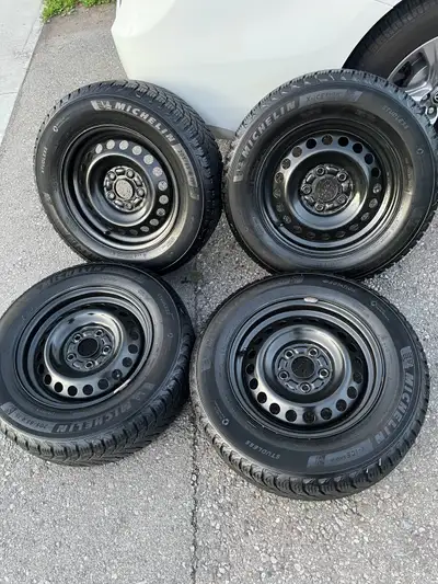 OEM used on 2020 Honda Civic LX, but you can use on 2006-2025 Honda Civic or accord, or Acura csx/ts...