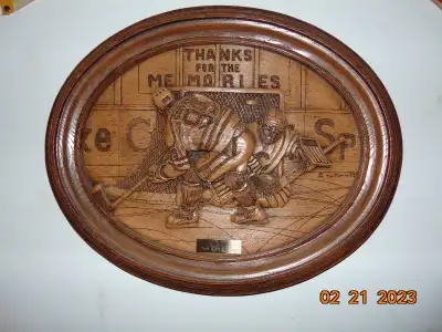 WOOD PLAQUE WAYNE GRETZKY THE GREAT ONE 20" WIDE X 16" HIGH WOOD PLAQUE GOLD AT SALT LAKE CITY UTAH...