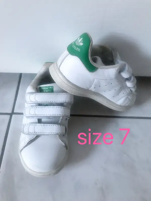girls size 5-8 shoes in Kids & Youth in Markham / York Region - Image 5