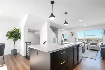Brand-New Townhouse with lake views in SYLVAN LAKE, Alberta