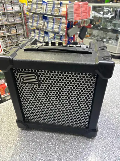 Roland Cube15XL Guitar Amplifier, View more