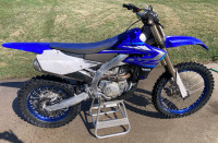 YZ450FX 