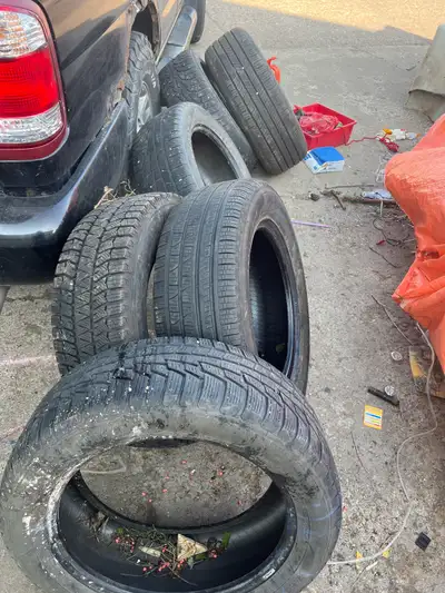 All kinds of tires in good condition two 2560 R 17 20555R 16 two 1550 R 17 two 2565 or 17 and many m...