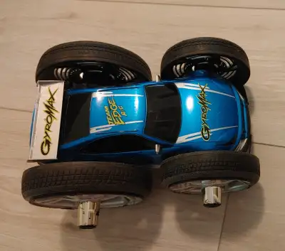 Complete set, but it's not working. Perhaps use it for parts. And it's free.
