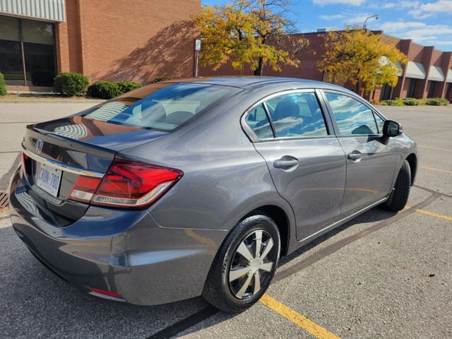 2013 HONDA Civic LX in Cars & Trucks in Hamilton - Image 2
